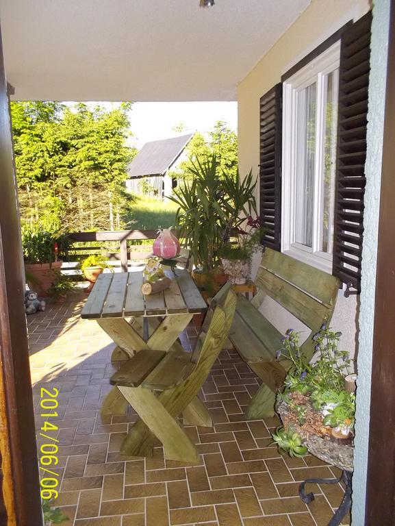 Ferienwohnung Haus Wastl Russbach am Pass Gschütt Exterior foto