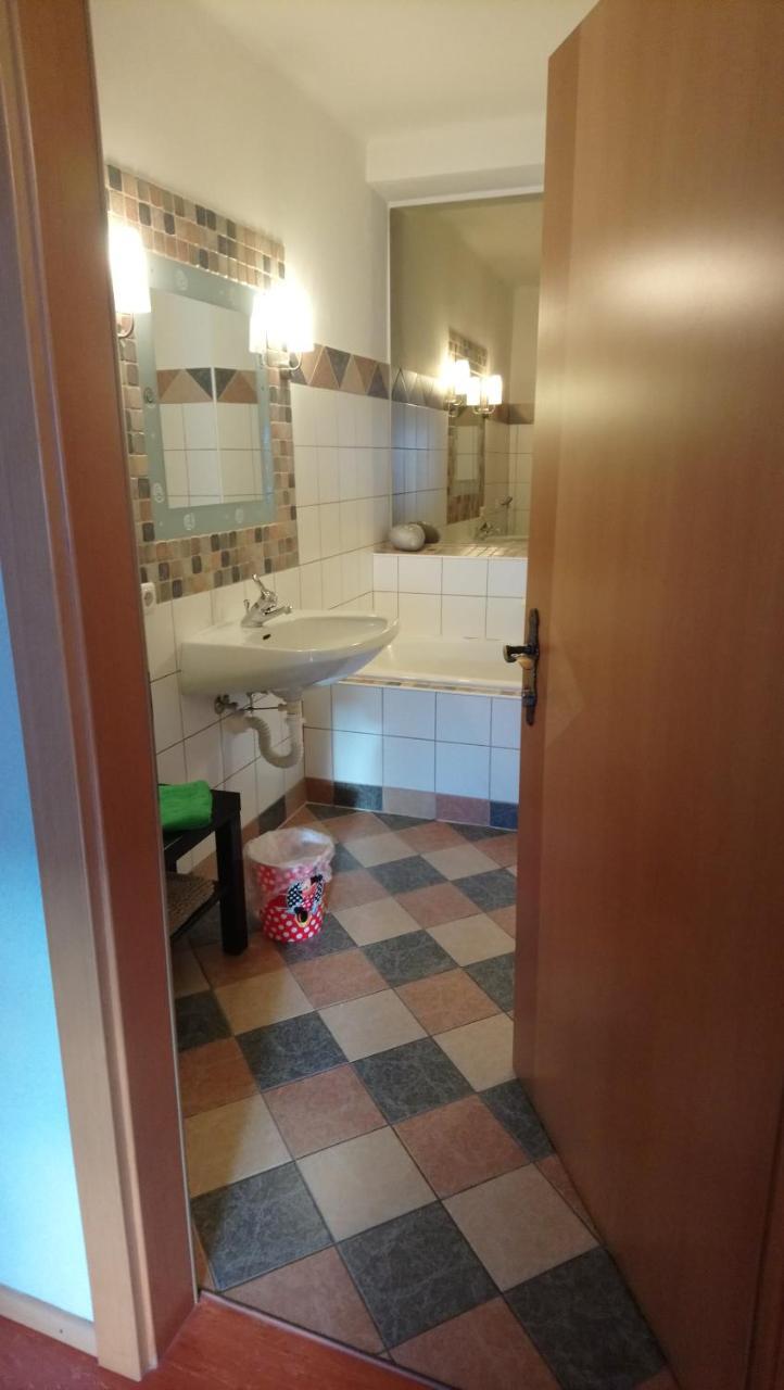 Ferienwohnung Haus Wastl Russbach am Pass Gschütt Exterior foto
